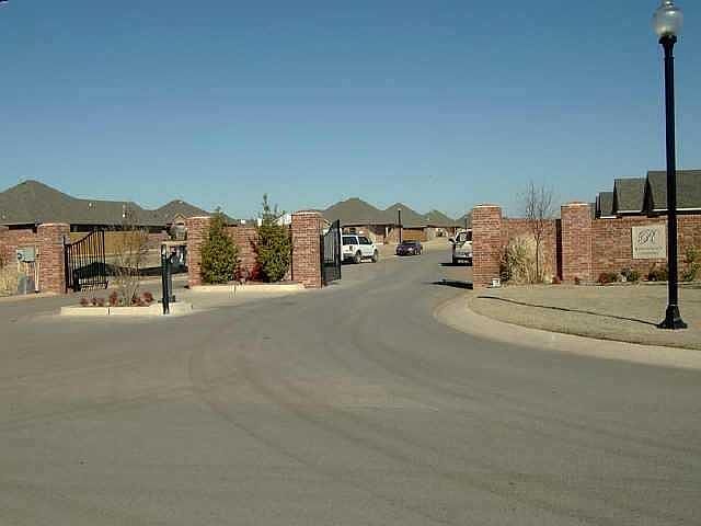 1st image of 3809 Brody Dr