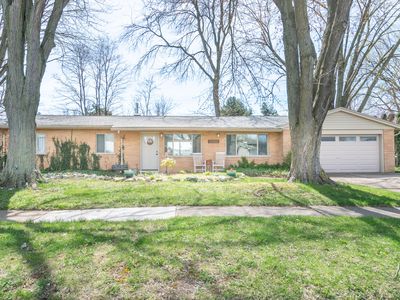 23886 Fenton St, Clinton Township, MI, 48036