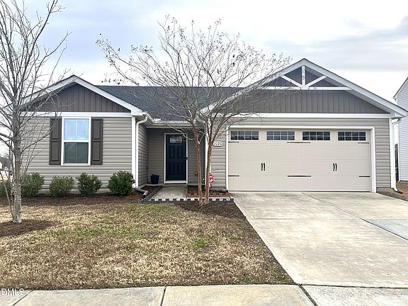 2nd image of 1020 Briar Rose Ln
