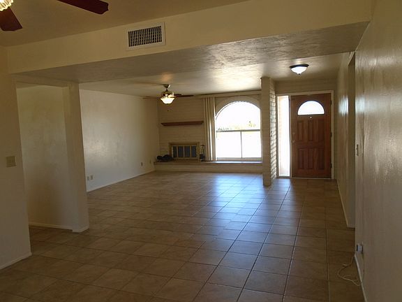 2nd image of 10322 E Calle Magdalena