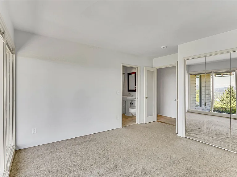 17642 Upper Cherry Ln — Photo 26