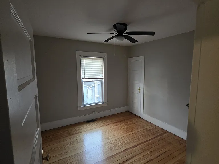 169 Coram Ave #169 — Photo 9