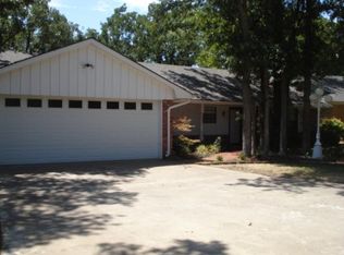 12 Canterbury Ln, Duncan, OK 73533