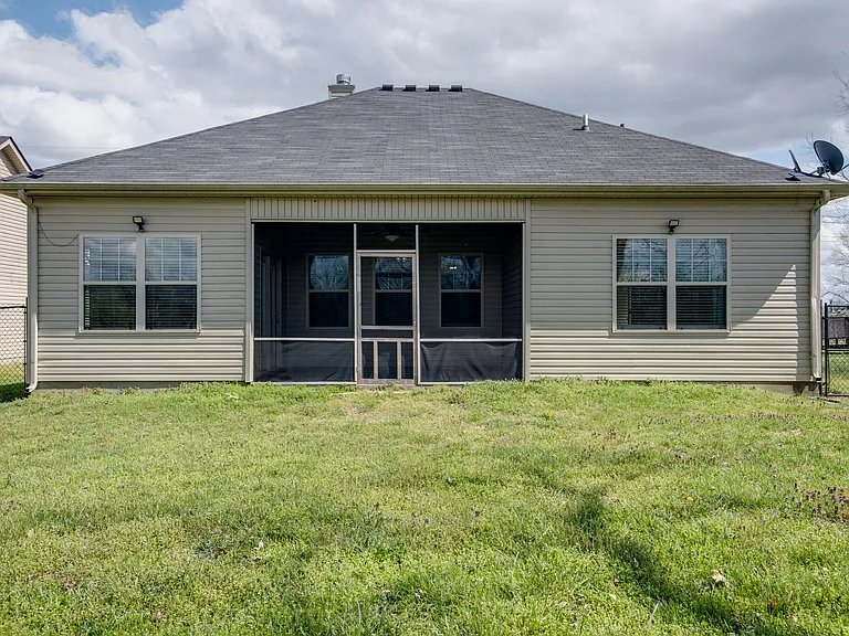 1021 Lindyn Lee Way — Photo 36