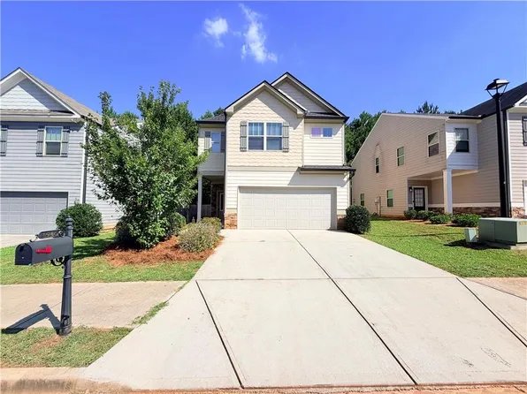 3946 Kingfisher Dr, Atlanta, GA 30349