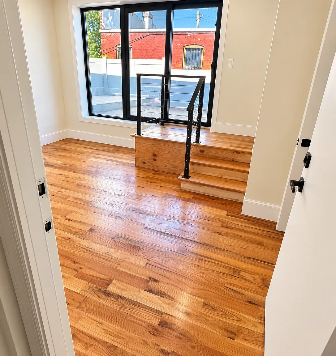 3 bed, $2,700 — Photo 2