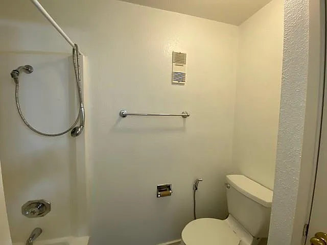 1100 Augusta Dr #46 — Photo 16