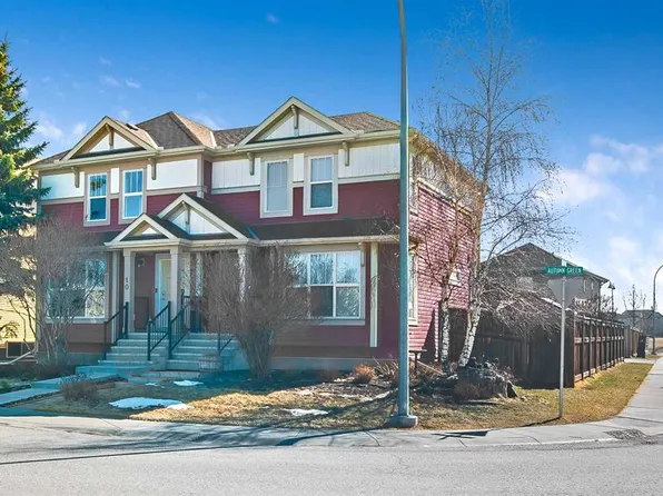 6 NW Autumn Grn SE, Calgary, AB T3M 0P2