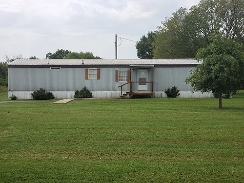 9317 Highway 52 Photo 1