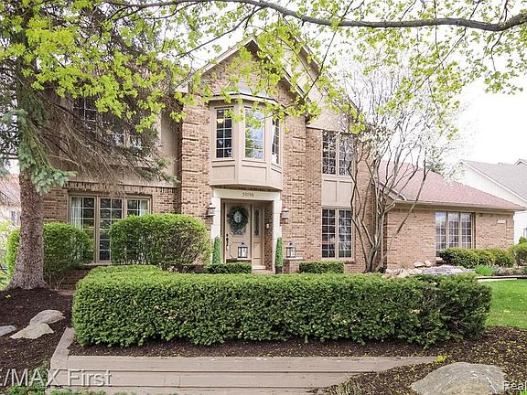 2nd image of 39198 Horton Dr