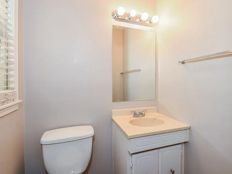 6325 Wellington Way — Photo 10