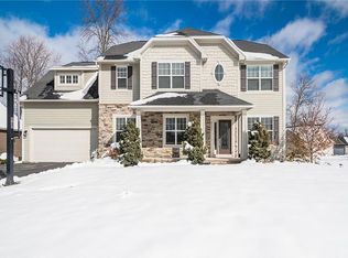 8392 Twin Flowers Rd, Baldwinsville, NY