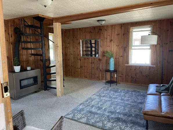 200 FREDERICK STREET, Stevens Point, WI 54481