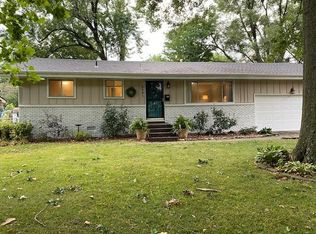 3061 S Dayton Ave, Springfield, MO 65807
