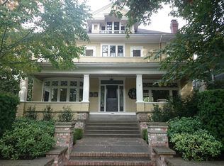 942 16th Ave E, Seattle, WA 98112