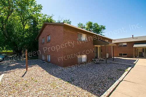 923 James Ct Photo 1