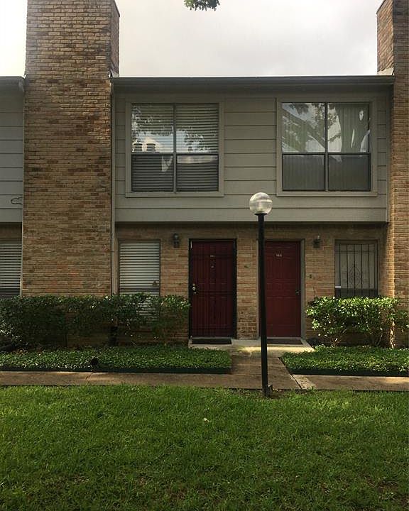 1st image of 2110 Wilcrest Dr APT 143