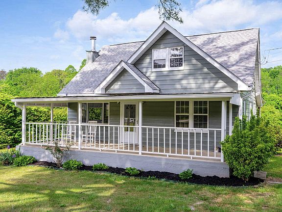 3rd image of 8421 Middle Valley Rd