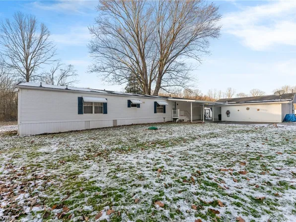 11579 Beard Rd, New Springfield, OH 44443
