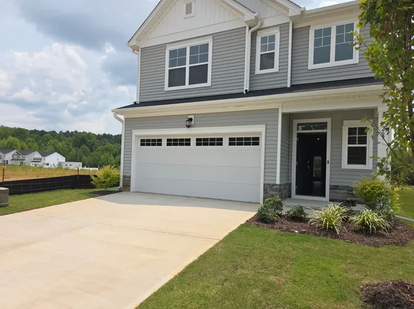 269 Beachcomber Dr, Lillington, NC 27546