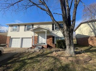2427 Periwinkle Ct, Florissant, MO