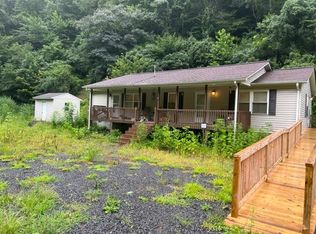 4465 Guesses Fork Rd, Hurley, VA 24620