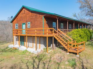 256 Postage Ln, Seligman, MO 65745