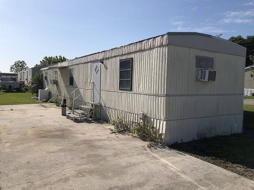 1st image of 252 Lakeside Dr #169