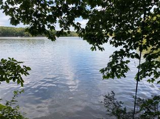 333 Terrapin Pointe Rd, Hodges, SC 29653