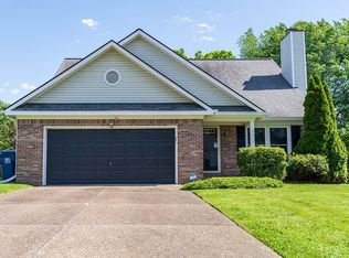 4654 Shenandoah Dr, Louisville, KY 40241