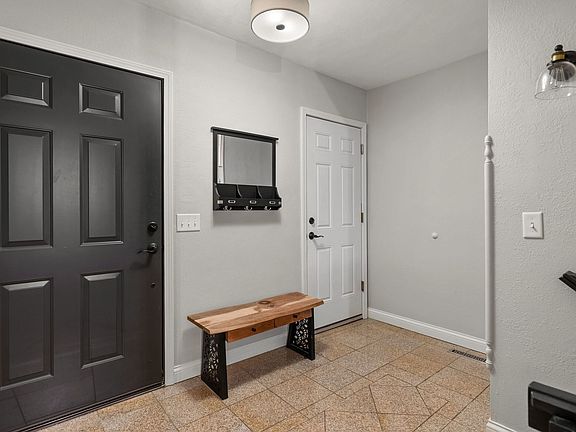 5th image of 6401 Utica Ridge Rd Unit 19