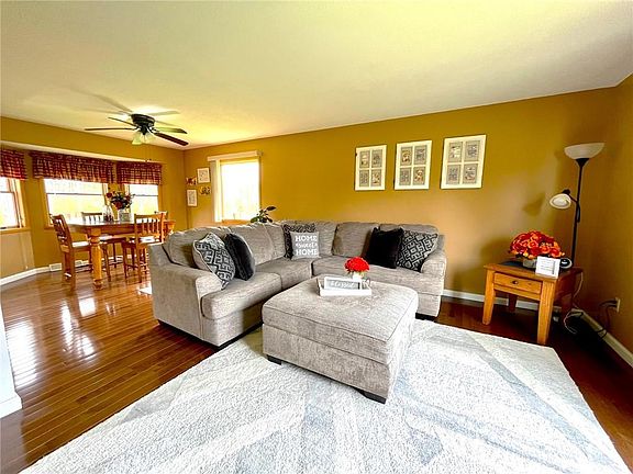 5th image of 13131 Fox Hollow Dr