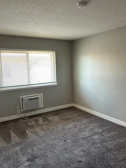 2 bed, $1,475 — Photo 4