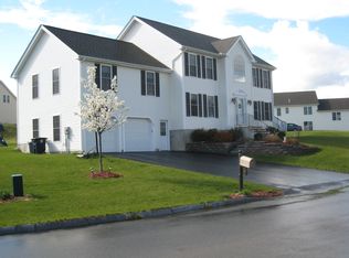 81 Cherrywood Dr, Nashua, NH 03062