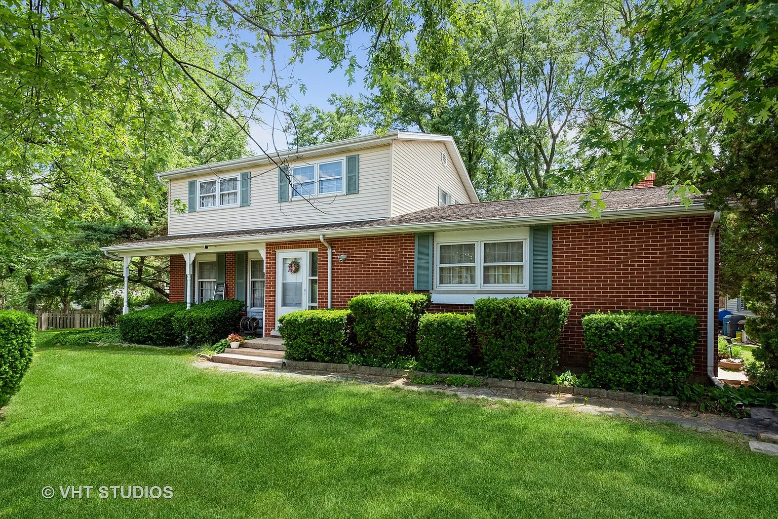 1601 Indian Hill Dr photo 1