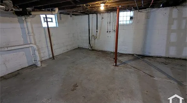 248 Arch St — Photo 35