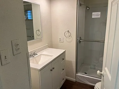 763 W Avenue L #14 — Photo 14