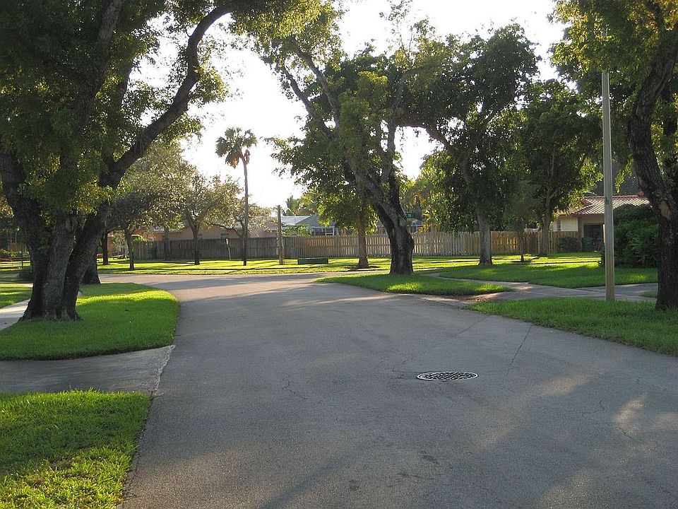 1st image of 14520 Mahogany Ct