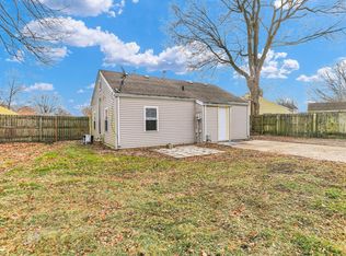 15 Gerald Rd, Rantoul, IL 61866