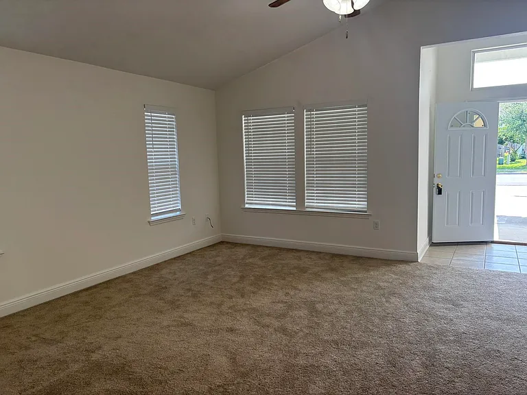 3326 Golden Rain Dr — Photo 9