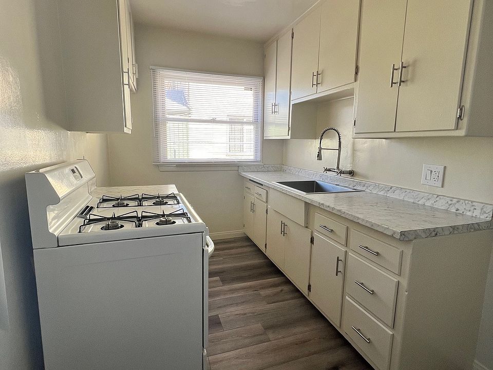 1st image of 4839 W Slauson Ave APT 16