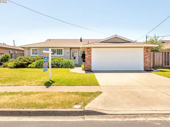 1866 Egret Ln, Hayward, CA 94545