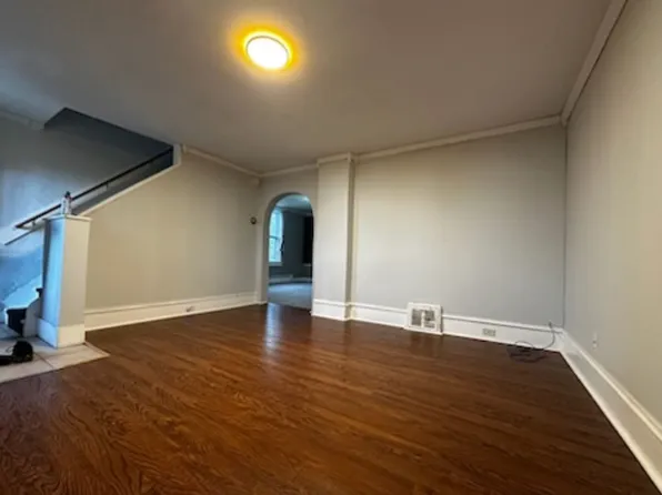 13 E 8th St, Duluth, MN 55805