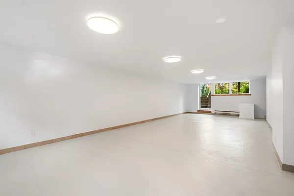 Sold by Engel and Völkers Brownstone Brooklyn | media 20