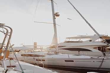 Home For Sale In Yacht And Racquet Club