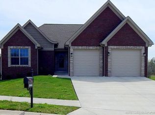 8444 Aberdeen Ln, Charlestown, IN 47111