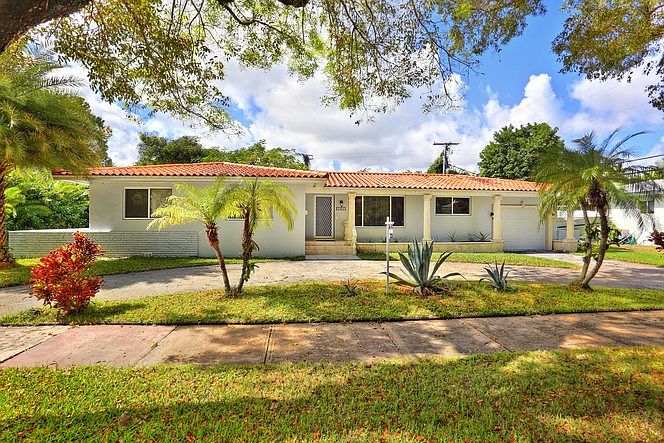 1st image of 3936 Palmarito St