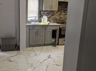 1359 41st St #1L, Brooklyn, NY 11218