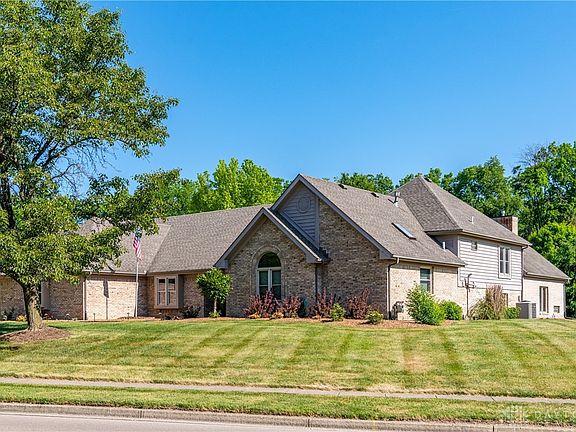 3rd image of 432 Ashton Ct