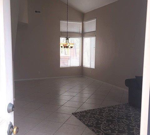 3rd image of 2125 Sorrento Dr